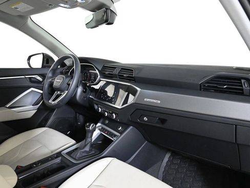 Certified 2024 Audi Q3 2.0T Premium Plus image 15