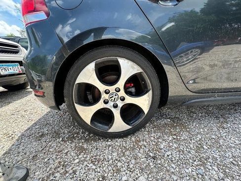 Used 2012 Volkswagen Golf 4-Door FWD image 16