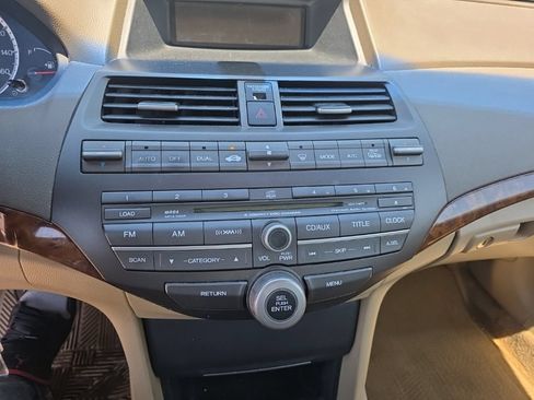 Used 2009 Honda Accord EX-L image 18