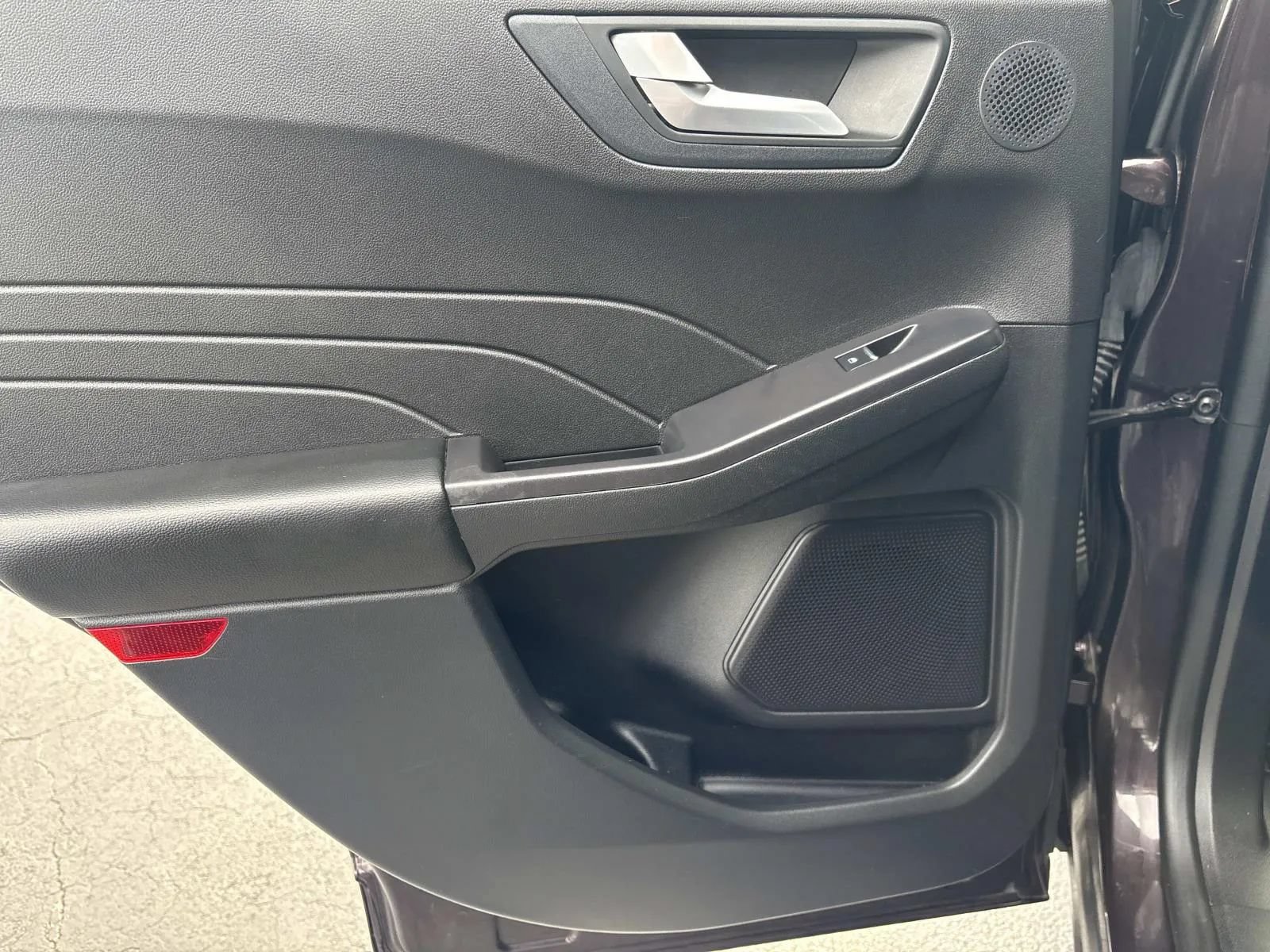 Used 2023 Ford Escape Active w/ Tech Pack #2 AWD/4WD image 17