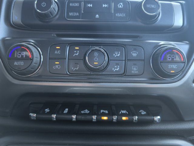 Used 2017 Chevrolet Silverado 1500 LTZ Z71 w/ LTZ Plus Package AWD/4WD image 20