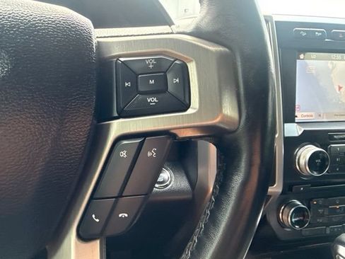 Used 2017 Ford F150 Platinum w/ Equipment Group 701A Luxury AWD/4WD image 25