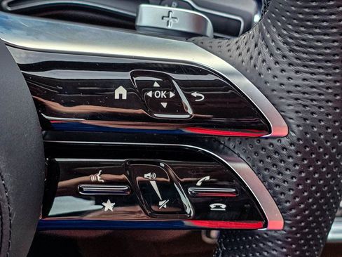 New 2026 Mercedes-Benz GLS 450 4MATIC image 25