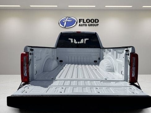 New 2026 Ford F350 XLT w/ XLT Premium Package AWD/4WD image 7