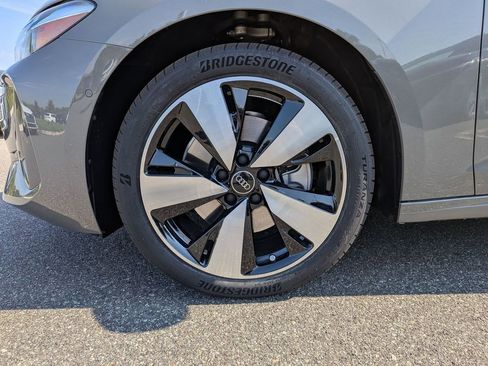 New 2025 Audi A5 2.0T Premium image 16