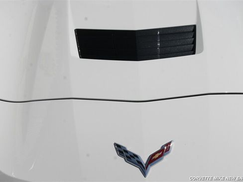 Used 2015 Chevrolet Corvette Stingray Convertible w/ 3LT Preferred Equipment Group RWD image 12