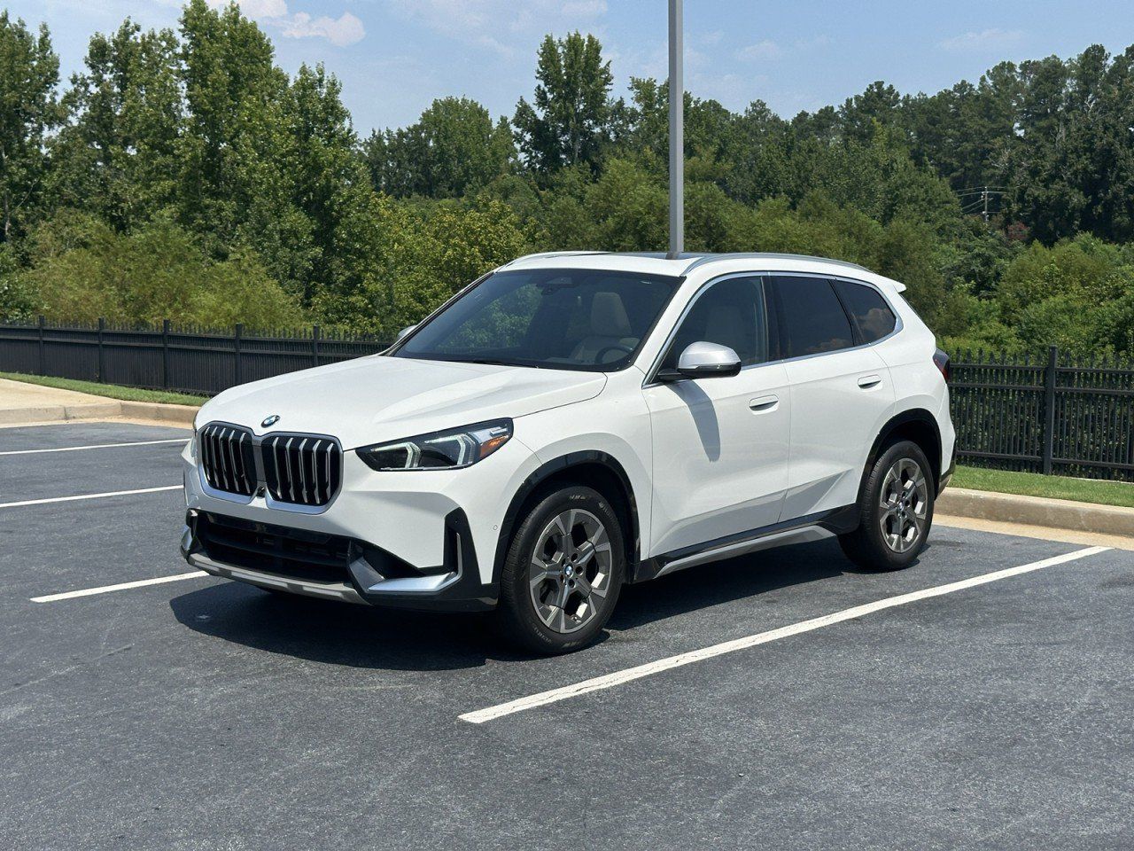 Used 2024 BMW X1 xDrive28i w/ Technology Package AWD/4WD image 5