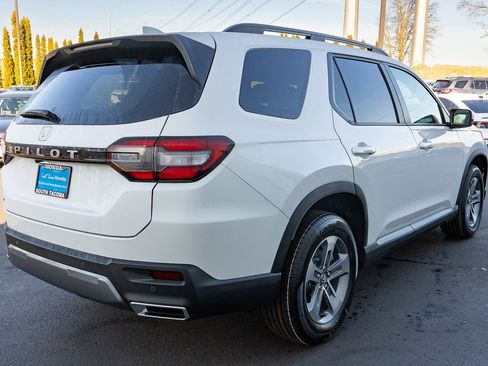 New 2026 Honda Pilot EX-L image 6