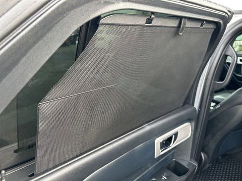 Used 2020 Ford Explorer Limited image 46