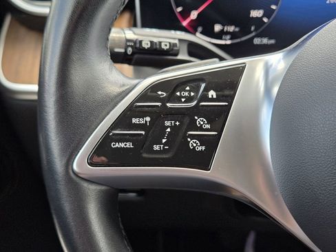 Used 2023 Mercedes-Benz GLC 300 4MATIC image 30