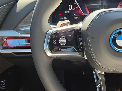 New 2026 BMW i7 xDrive60 AWD/4WD image 21