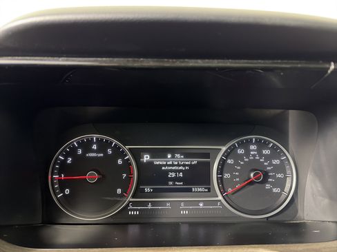 Certified 2022 Kia Sorento S w/ Panoramic Sunroof Package image 31