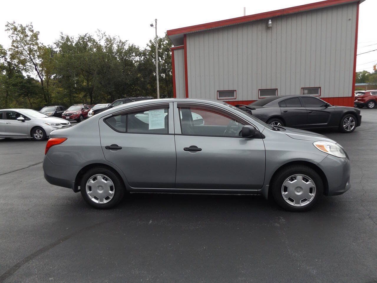 Used 2012 Nissan Versa S w/ Cruise Control Pkg FWD image 6