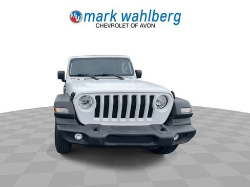 Used 2022 Jeep Wrangler Unlimited Sport AWD/4WD image 4