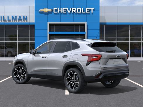 New 2026 Chevrolet Trax RS FWD image 3
