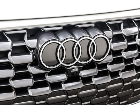 New 2025 Audi Q5 Premium Plus image 13