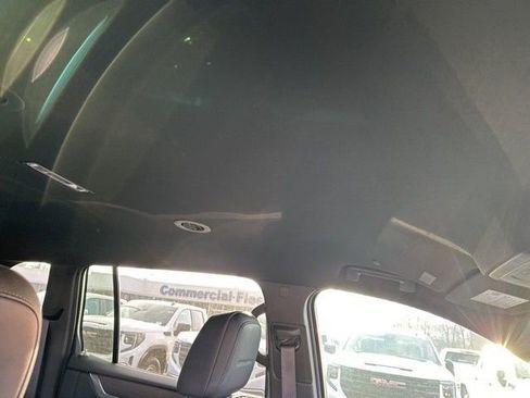 Used 2025 GMC Acadia Denali w/ Super Cruise Package image 20