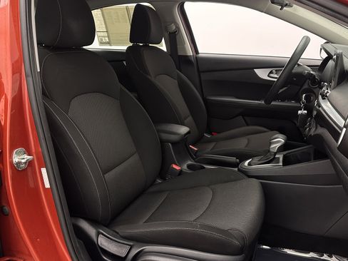 Used 2022 Kia Forte LXS image 33