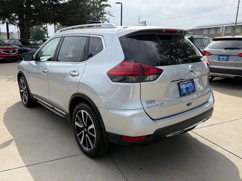 Used 2017 Nissan Rogue SL w/ SL Premium Package AWD/4WD image 6