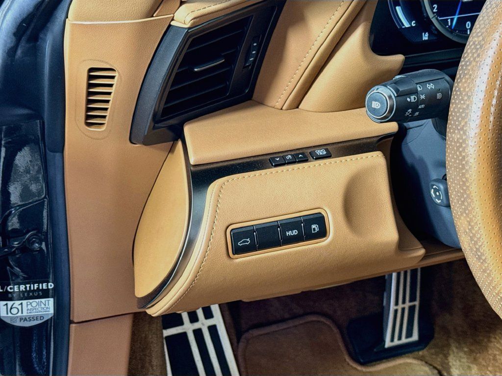 Used 2023 Lexus LC 500 Convertible w/ Touring Package RWD image 10