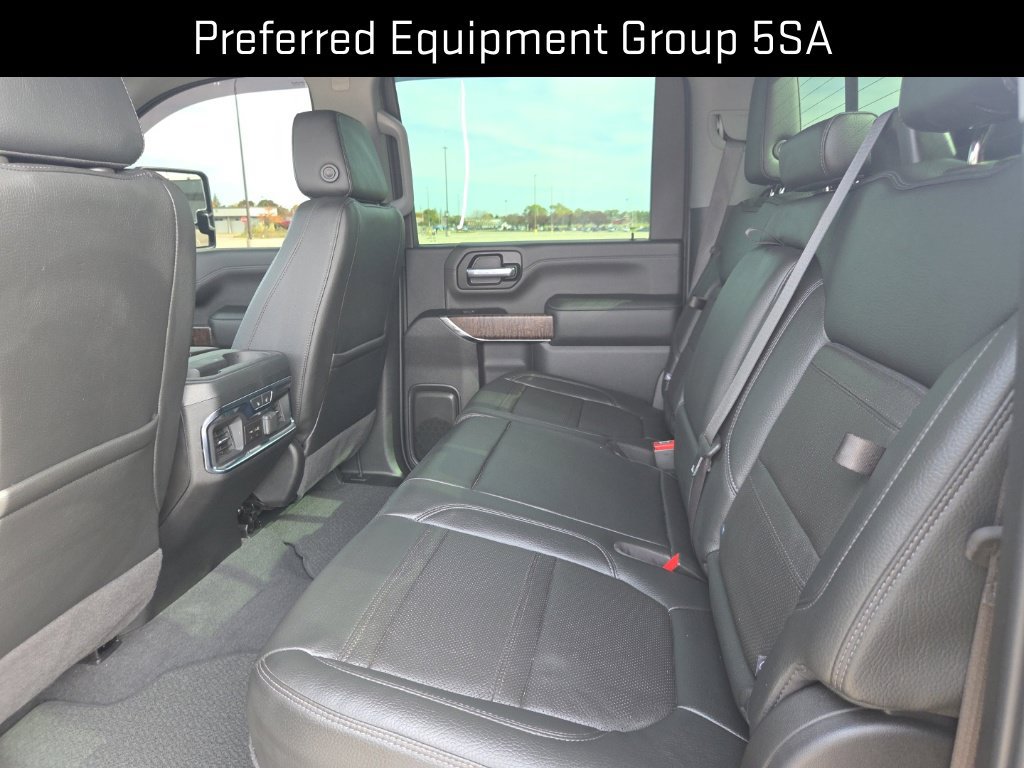 Used 2023 GMC Sierra 3500 Denali w/ Denali Ultimate Package AWD/4WD image 13