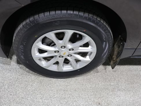 Used 2020 Chevrolet Equinox LT AWD/4WD image 9