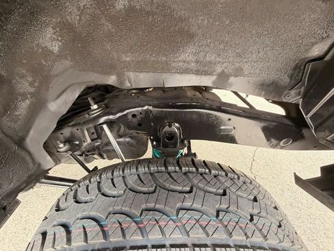 Used 2016 Toyota 4Runner SR5 RWD image 16