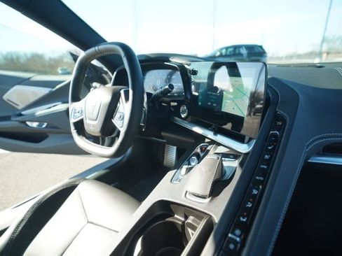 Used 2024 Chevrolet Corvette Stingray Preferred Cpe w/ 2LT image 28