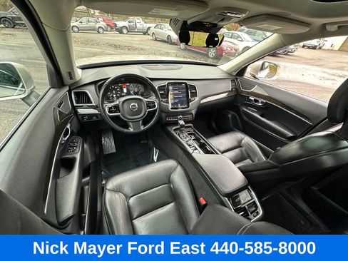 Used 2018 Volvo XC90 T6 Momentum w/ Convenience Package image 10