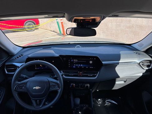 Used 2025 Chevrolet TrailBlazer LT image 31