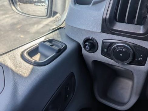 Used 2017 Ford Transit 250 148 Medium Roof image 27