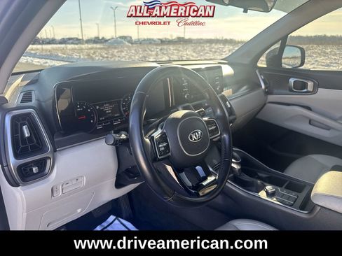 Used 2021 Kia Sorento S w/ Panoramic Sunroof Package image 10