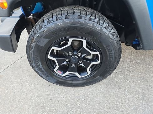 Used 2016 Jeep Wrangler Unlimited Sport w/ Quick Order Package 24S image 27