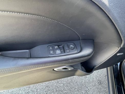 Used 2015 Dodge Challenger R/T Plus RWD image 4