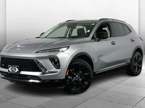 Used 2025 Buick Envision Sport Touring image 12