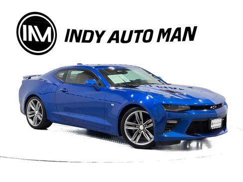 Used 2018 Chevrolet Camaro SS RWD image 2