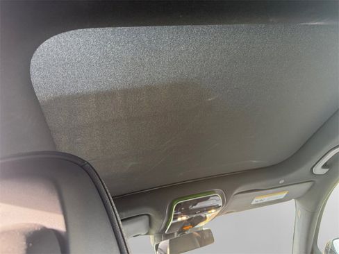 Used 2024 Mercedes-Benz C 300 4MATIC Sedan image 23