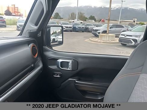 Used 2020 Jeep Gladiator Mojave AWD/4WD image 36