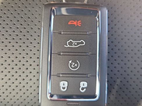 New 2026 Jeep Cherokee Limited AWD/4WD image 35
