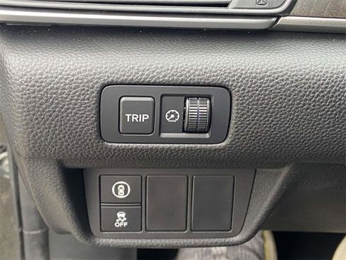Used 2018 Honda Accord EX image 29