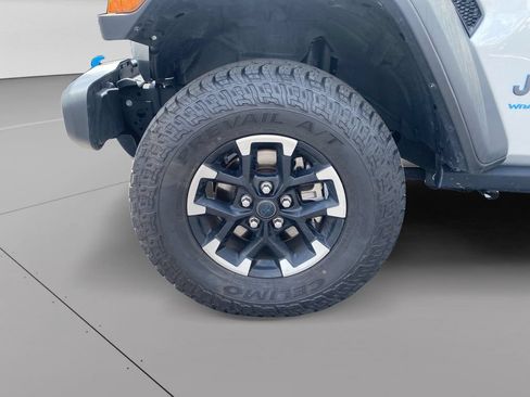 Used 2024 Jeep Wrangler Unlimited Rubicon 4xe AWD/4WD image 27