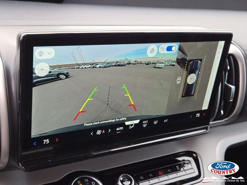 New 2025 Ford Expedition Active image 13