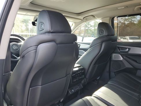 Certified 2025 Acura MDX w/ Technology Package image 12