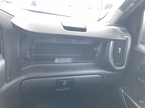 Certified 2021 Chevrolet Silverado 1500 LT image 35