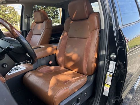 Used 2015 Toyota Tundra 1794 Edition image 11