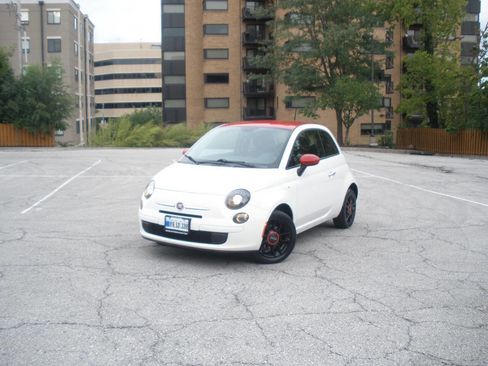 Used 2015 FIAT 500 Pop image 18