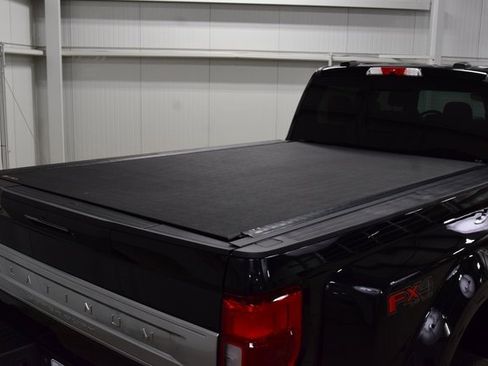 Used 2022 Ford F450 Platinum w/ FX4 Off-Road Package image 27