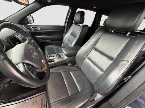 Used 2020 Jeep Grand Cherokee Limited AWD/4WD image 13