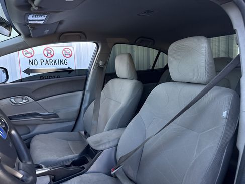 Used 2012 Honda Civic LX image 9