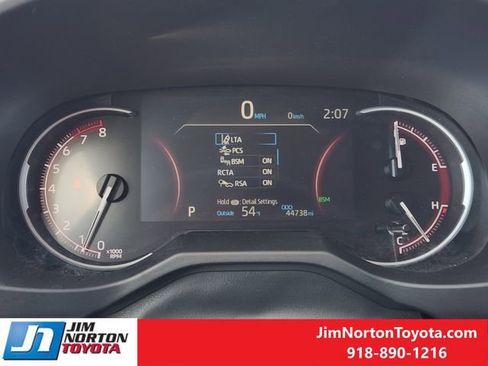 Used 2024 Toyota RAV4 XLE image 17